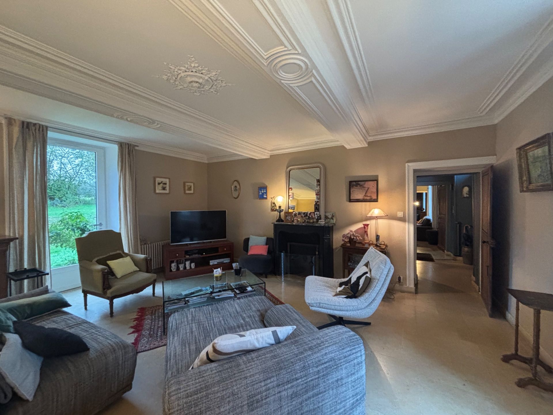 house 5 Rooms for sale on MEAUTIS (50500)