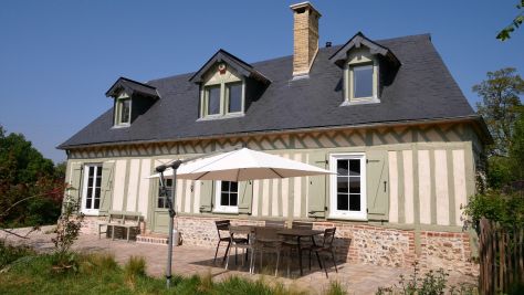maison normande 6 Pièces en location saisonnière sur FIQUEFLEUR EQUAINVILLE (27210) Vacances Maison normande Fiquefleur-Équainville 6 Pièces 180 m²