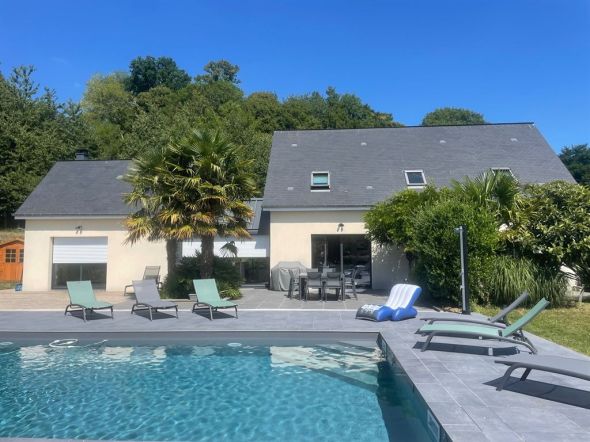 Rental House Saint-Hymer 7 Rooms 190 m²